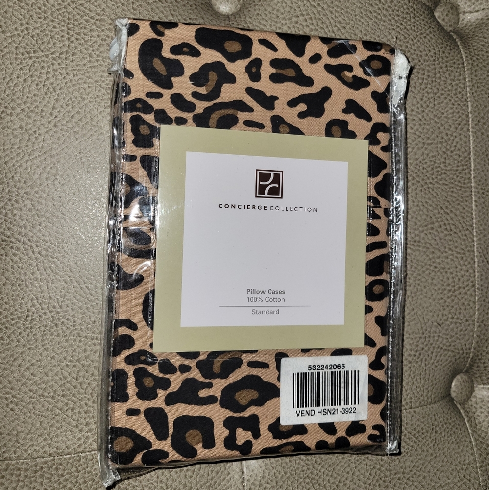 New pair (2) cotton standard pillow  cases
